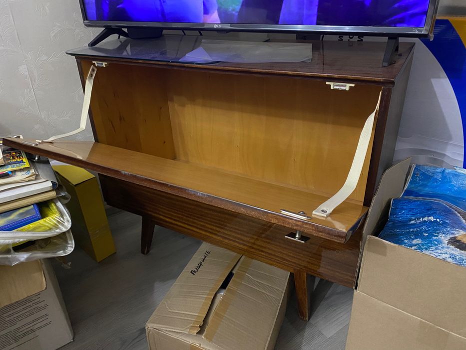 Шкаф под телевизор