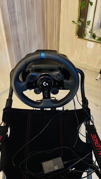 Logitech G923 TrueForce + Playseat Challenge | Stare impecabilă
