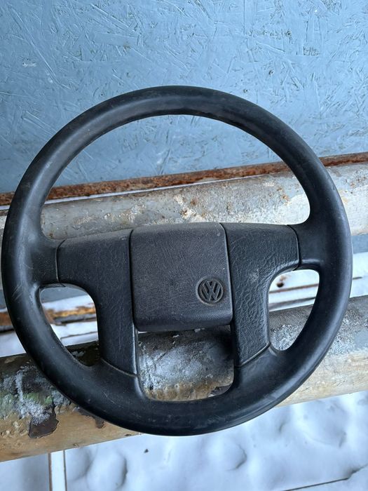 Руль Пассат Б3 продам