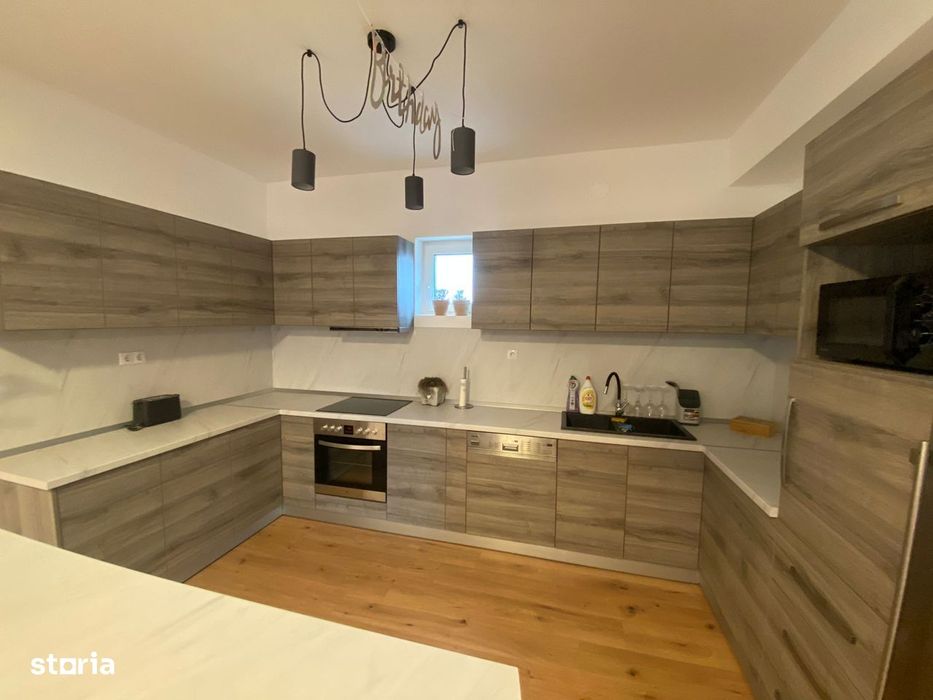 Vila/Pensiune + Casa, Teren 50 arii,  Sovata