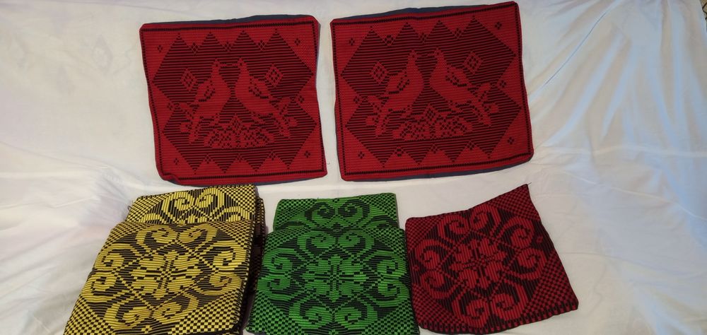 Автентични черги,покривки, възглавници