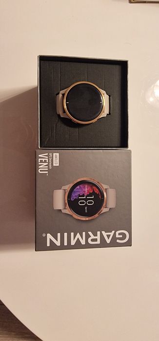 Garmin Venu, Light Sand/Rose Gold