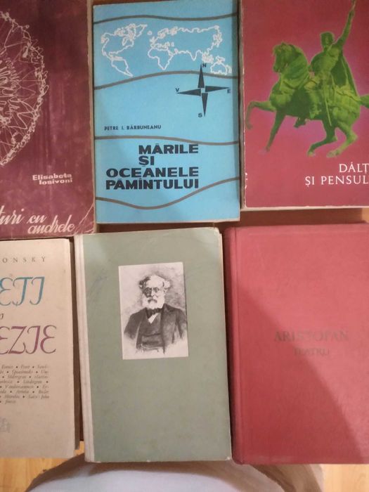 Vand carti convenabil