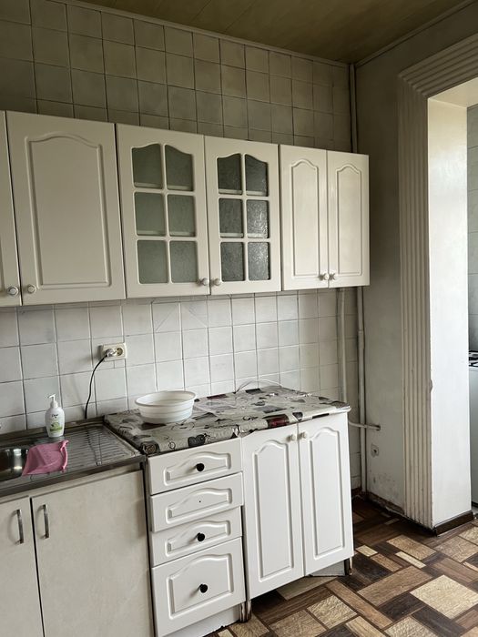 5ком.кв.Юнусабад-2.Корзинка.Банковский дом.С обстановкой.Два санузла.