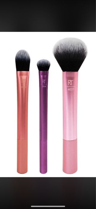 Pensule Real Techniques - in cutie