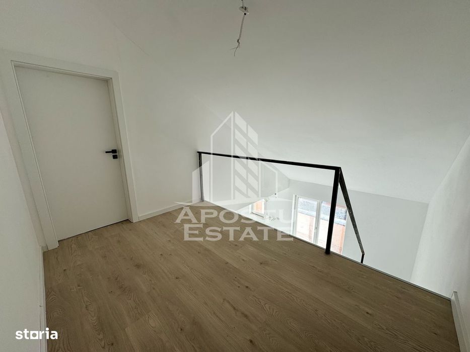Penthouse cu scara interioara deosebita, 3 camere si 2 bai langa Lidl.