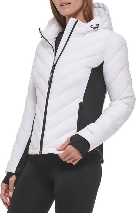 Calvin Klein черно с бяло дамско яке