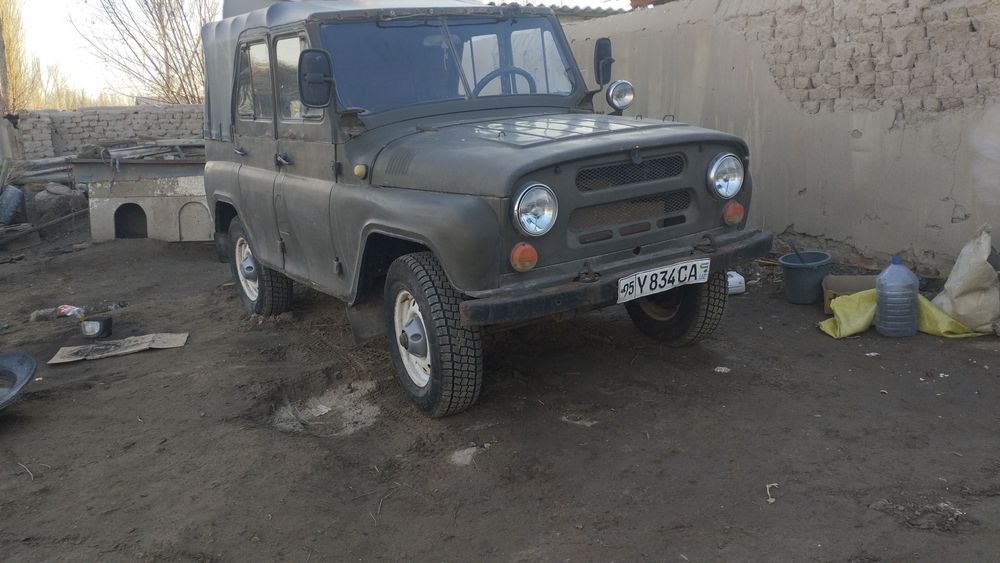 УАЗ сатылады бензин