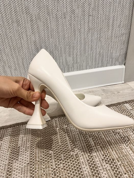 Продам обувь в хорошем состоянии