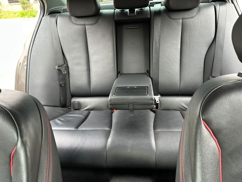 Bmw 320i ED 2013 luna 12, proprietar