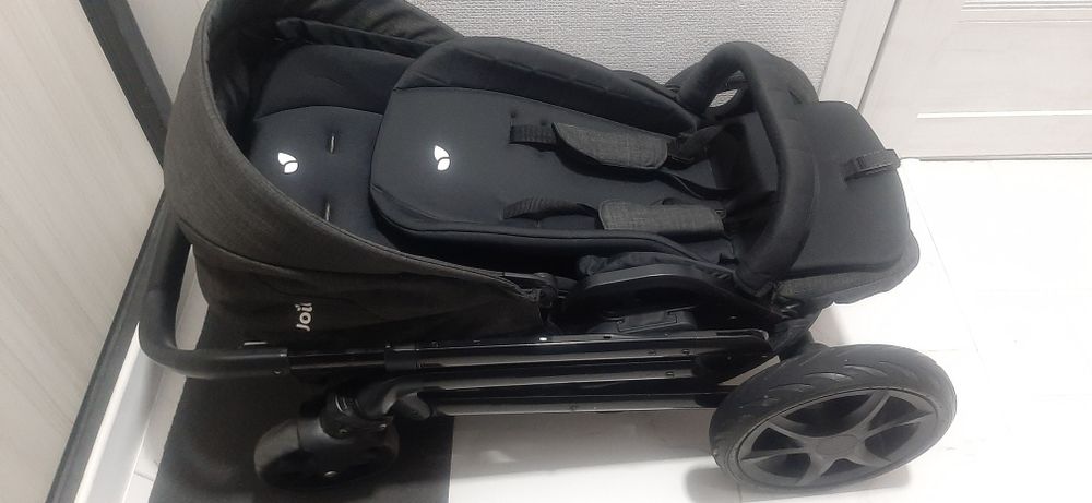 Продам коляску 2 в 1 детская Joie