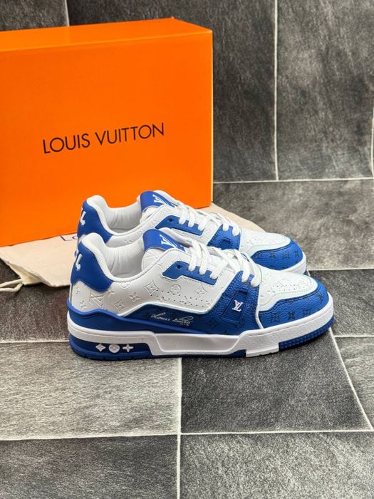 Louis Vuitton Sneakers