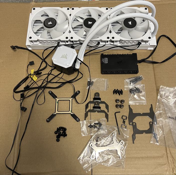 Cooler procesor Corsair H150i Elite Capellix