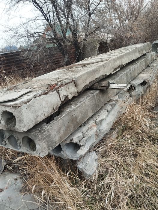 Плита прижайте посматрите