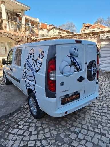 Автомобилно фолио Стикери Перфо фолио Цялостно и детайлно облепяне