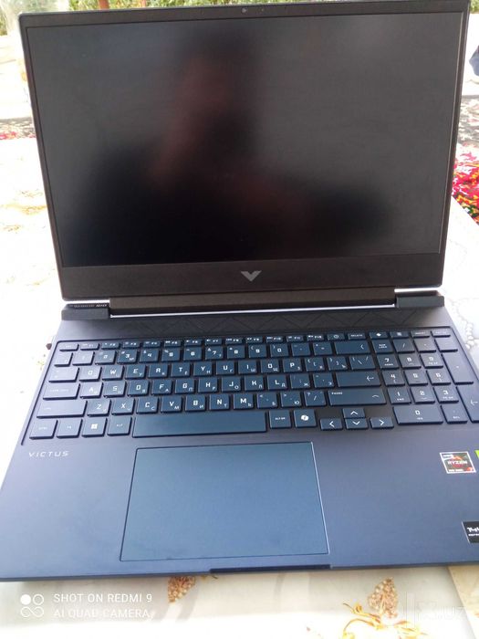 HP Victus Gaming 15 — RTX 4050 / Ryzen 7 / 16GB RAM / Ideal holatda!