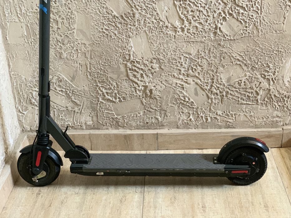 Elektro samokat ideal holatda