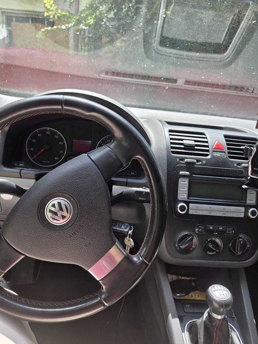 VOLKSWAGEN Golf 2006 — imagine 4