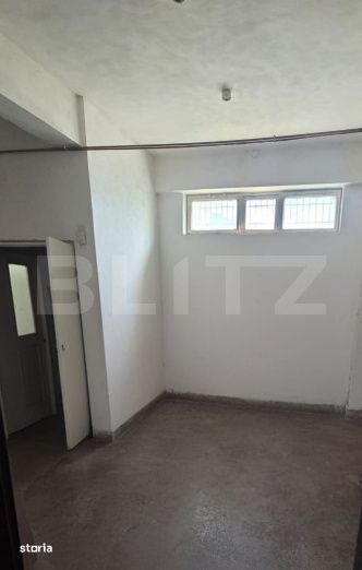 Spatiu comercial cu vitrina, ideal pentru magazin, 165 mp,  zona Cent