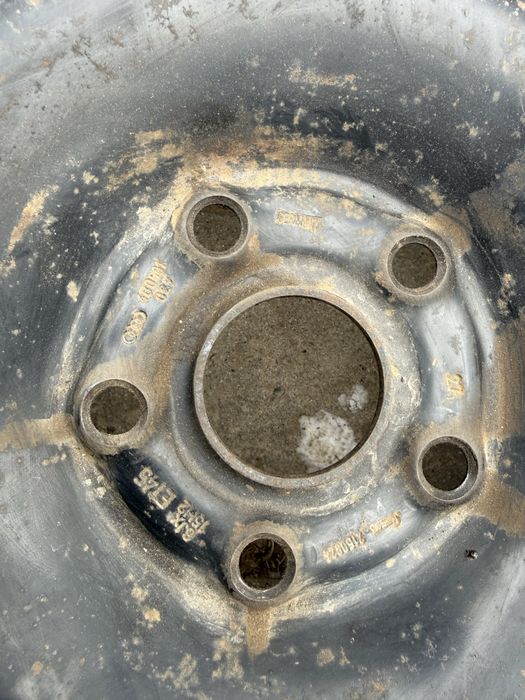 Продам резину на дисках ауди а6