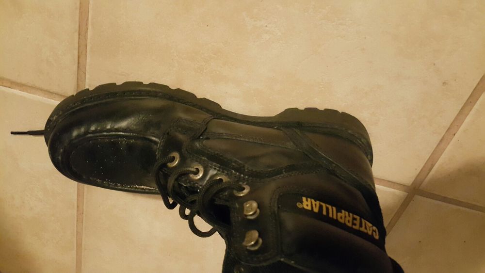 Vand ghete/bocanci Caterpillar marimea 42