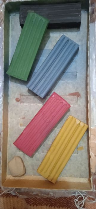 Игрушки для детей: коляска детская, ,,посудки чайные,куклы,домино