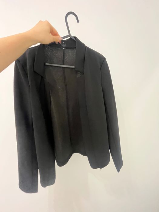 Нови сака и палта и ризи