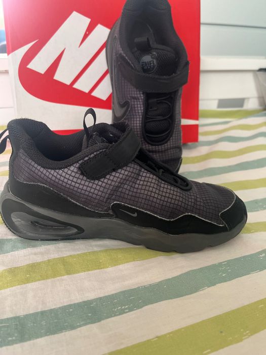 Детски маратонки NIKE AIR MAX NOVA