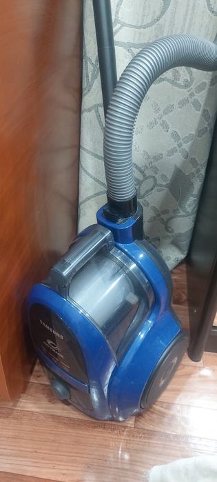 Продам пылесос Samsung