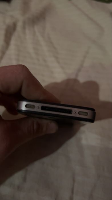 Iphone 4 nu functioneaza