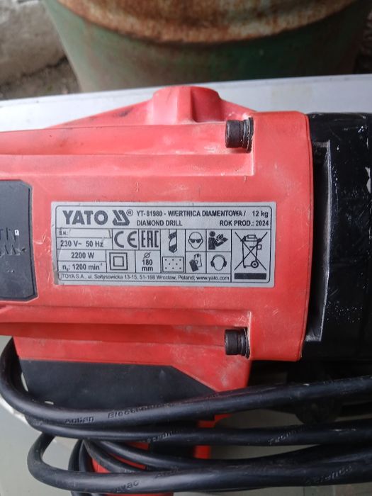Carota de mâna Yato