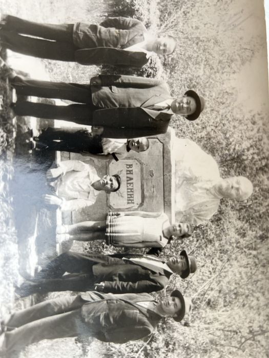 Угловой диван для гостиной