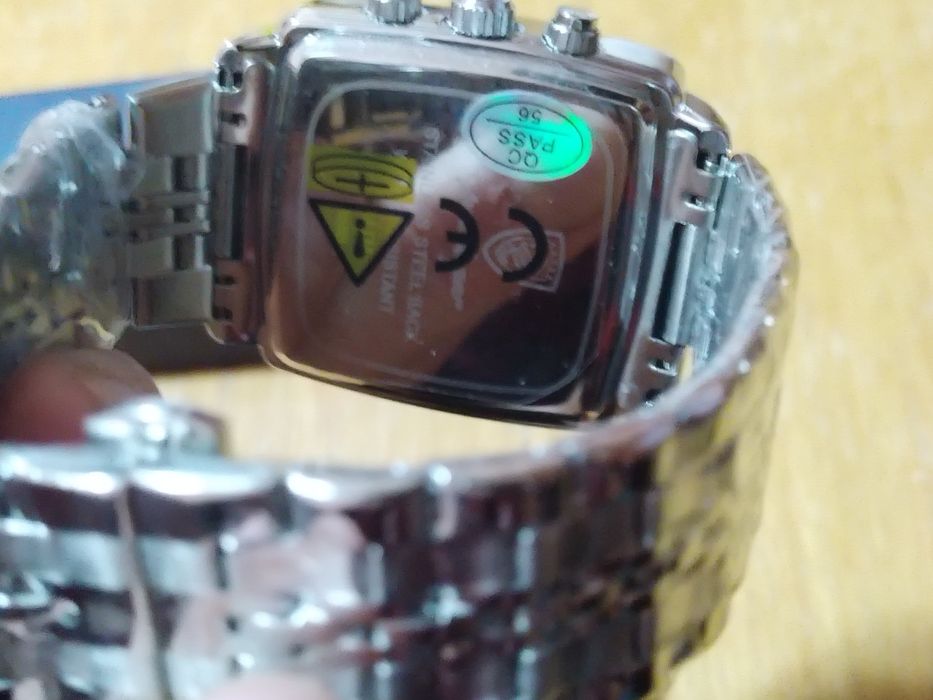 Часовник Poedagar нов 25лв