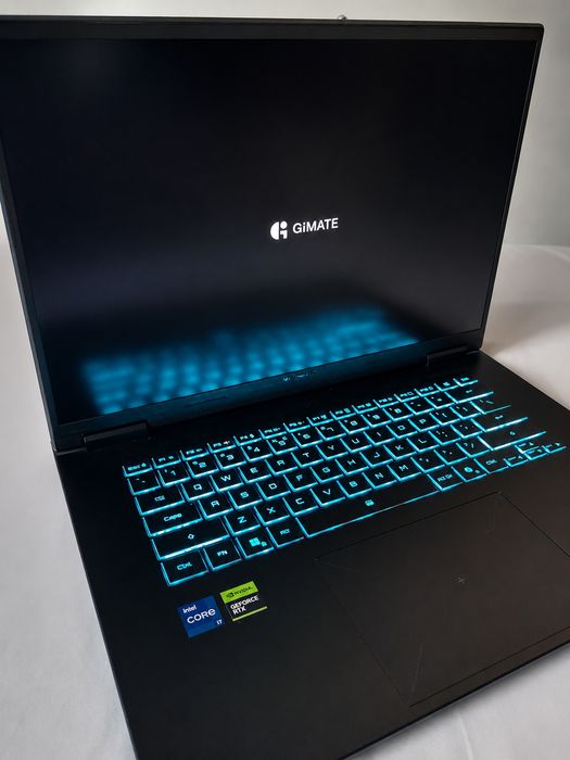 Лаптоп Gigabyte GAMING A16 CMH