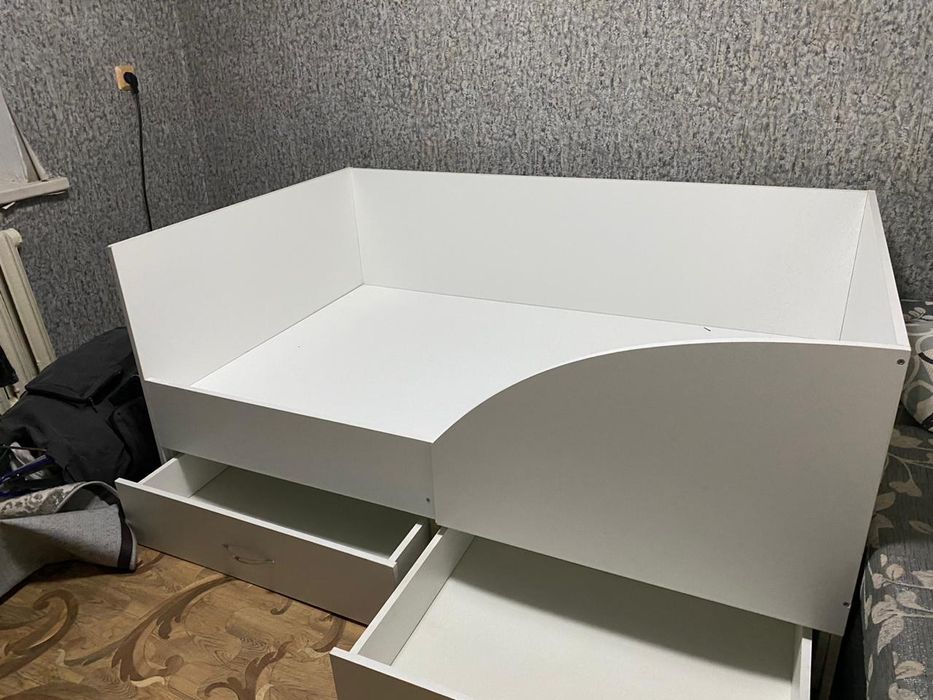 Продам детскую кровать