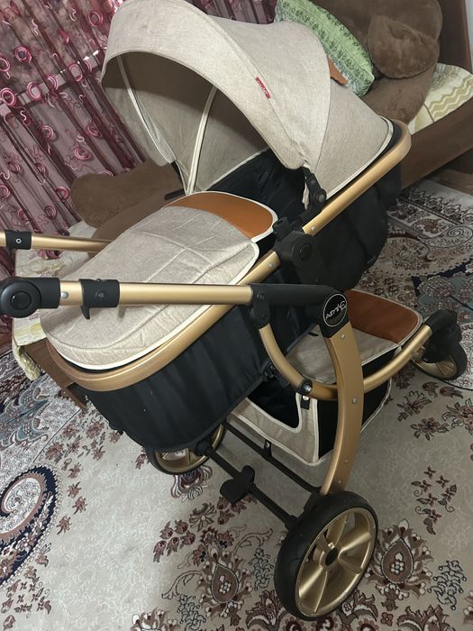 Продается детская коляска 2в1