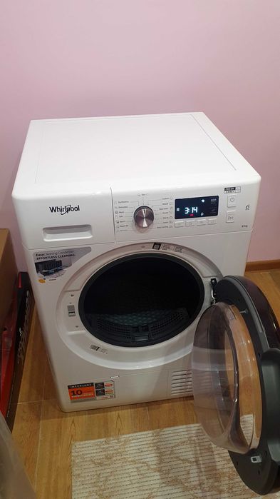 Продавам сушилня Whirpool в гаранция