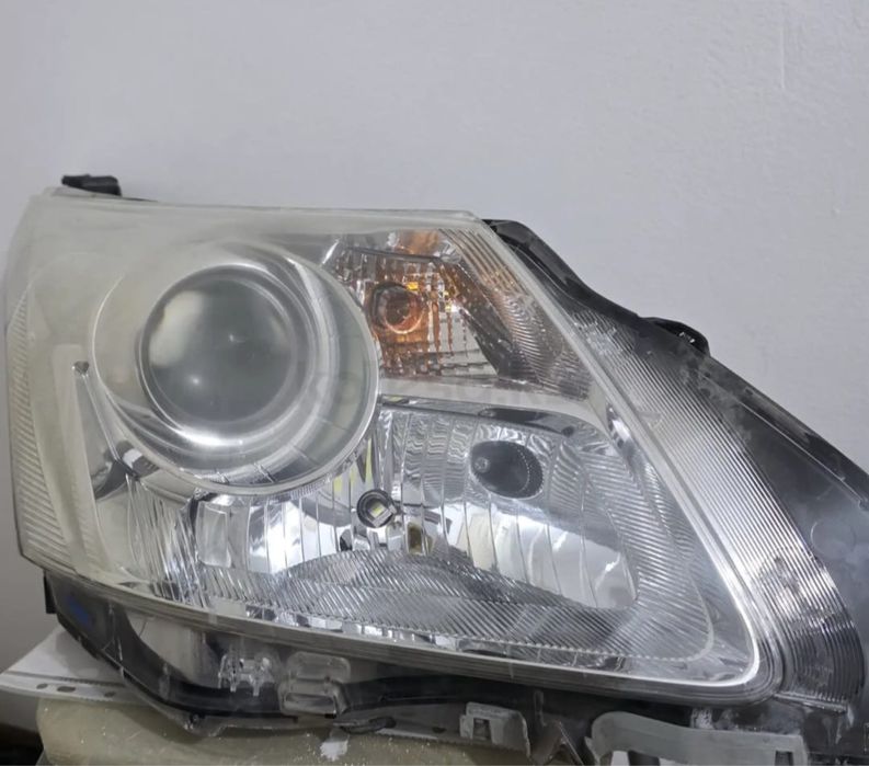 Тойота авенсис TOYOTA AVENSIS 2010 до рестайлинг