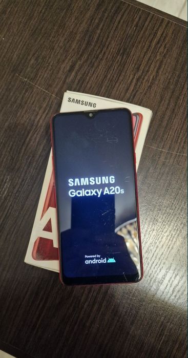 Samsung A20S красный