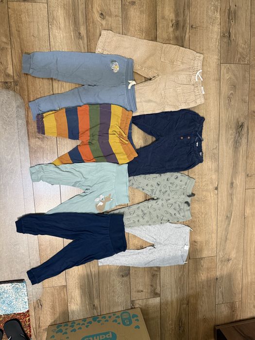 Lot haine baiat marimea 92 - body-uri si pantaloni