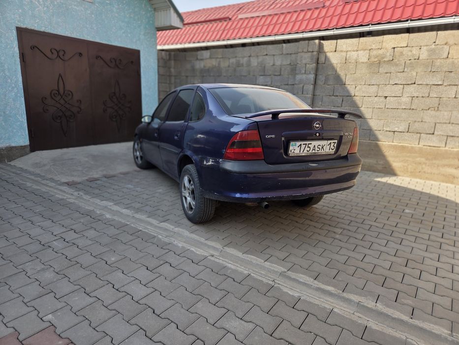 Опель вектра В на автомате