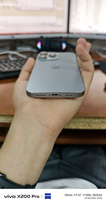 Iphone XR 64GB 15 pro korpusida