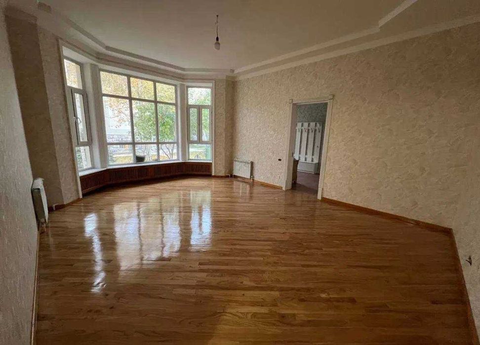 Евродом 8-соток Военный Госпиталь Ясси British school премиум Классика