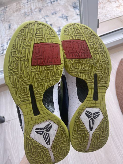 Баскетбольнын кроссовки Kobe 5 “Chaos”