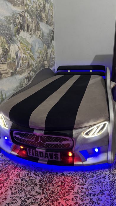 3 D mersedes Benz moshina bolalar mebeli