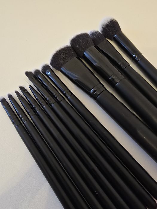 Set pensule machiaj profesional