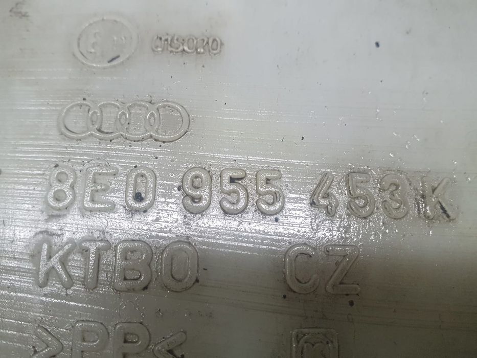 Vas lichid parbriz 8E0955453K Audi A4 B6 (2000 - 2005) 1.9 TDI AWX