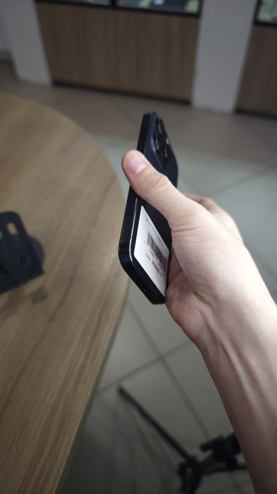 iPhone 15 Pro 128GB | 80% | Apple Room