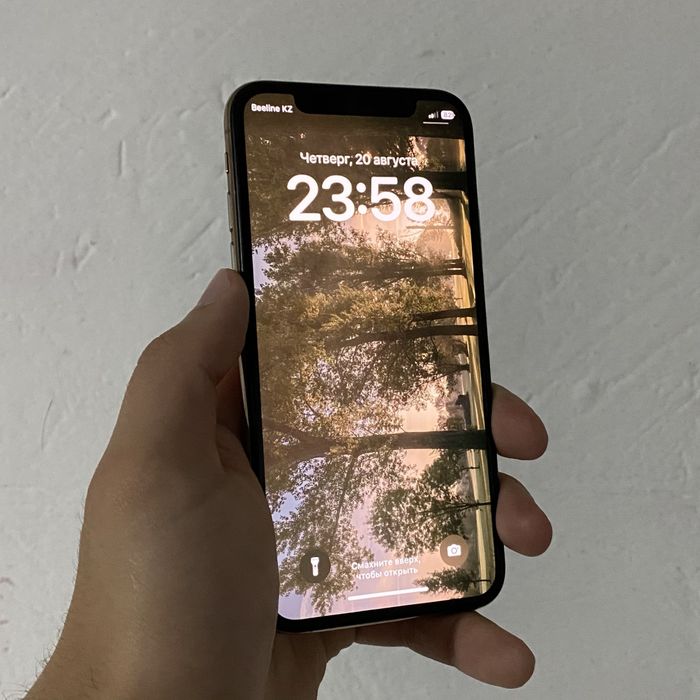 iPhone Xs 64gb gold
