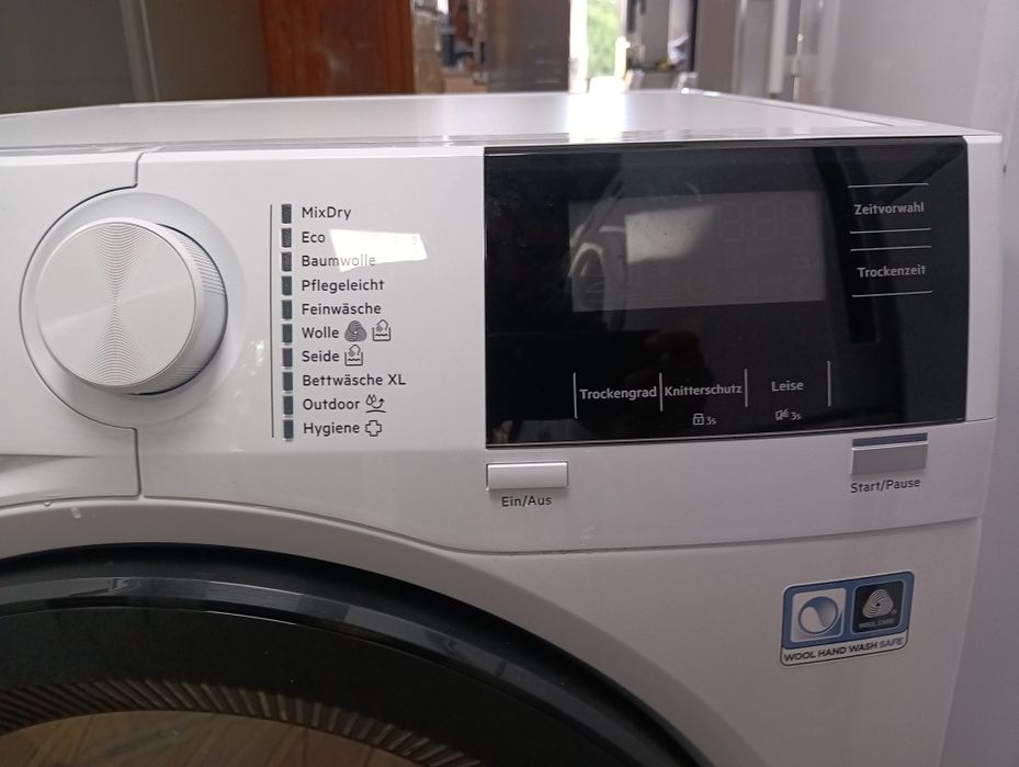 Като нова сушилня с термопомпа Аег Aeg Series 8000 А+++ 8кг 2 години гаранция!